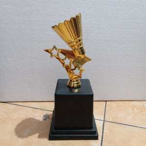 COD Piala Lomba Juara 1 2 3 4 bisa (MODEL kok raser) "costum" (bisa satuan juga) & free sticker