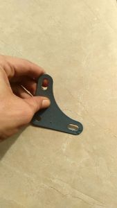 Besi Plat Segitiga Siku Lobang Tebal 12mm + Udah Termasuk Baut Mur 3 Pcs