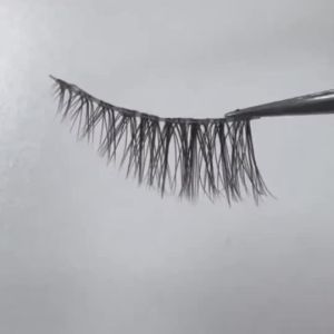 Half False Eyelashes 14-Pair Natural Cat Eye Look Invisible Clear Band Daily Wear