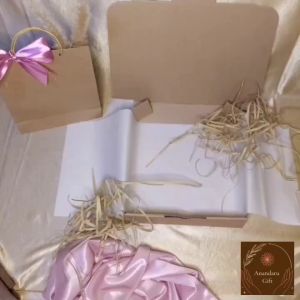 hampers Giftbox buat cewek kado/ Hadiah ultah untuk cewe anniversary ulang tahun wisuda valentine