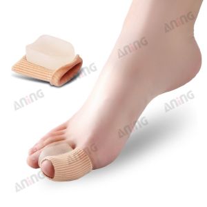 Big Toe Straightener Support Thumb Protector Gel Foot Finger Separator Bunion Corrector 1Pcs