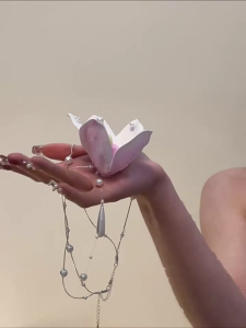 Elegant Womens Set with Flower Necklace Chic Flower Pendant Neckchain Unique Flower Neck Chain for Gatherings