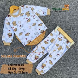 Nanaku Baby - Setelan Piyama Bayi Usia 3-12 Bulan // Baju Panjang Celana Panjang Pampers // Cocok Untuk anak Perempuan dan Laki-laki Motif Boneka Roti