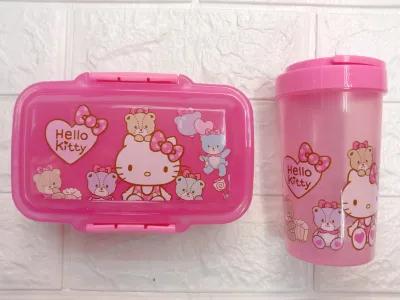 Tempat Makan Anak-Anak Karakter Satu Set Botol Minum