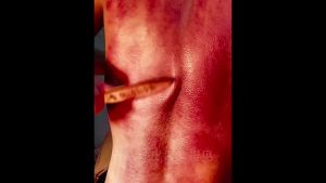 纯黄铜虎符刮痧板背部腿部全身通用李氏砭法铜板花梨木经络按摩板Pure brass Hufu scraping board General Lis Bian method copper board for back and legs rosewood meridian massage board