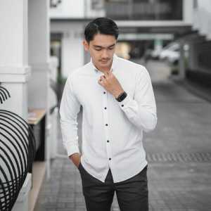 Kemeja Putih Pria Lengan Panjang Kemeja Polos Lengan Panjang Kemeja kerja kemeja kantor slimfit
