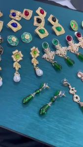 Vintage Jewelry Gold-Plated Colorful Gemstone Bracelet Qingdao Factory Direct Supply Jewelry Bangle Niche Vintage Style