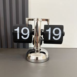 Retro Automatic Flip Clock Creative Minimalist Living Room Desk Clock