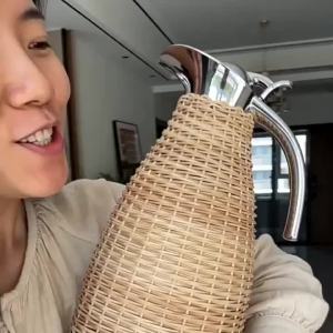 FFBH Handmade Rattan Water Bottles 304 Stainless Steel Kettles European 2L Thermal Pots Household Kitchen Liquid Storage Drinkware R7Q2P