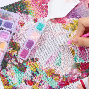 28 Grid Plastic Storage Box Jewelry Organizer Diamond Beads Case Rhinestone Nail Art Painting Kits Tools Storage Box Candy Color Compartments Organizer Transparent Divided Storage Pill Box Display Stand