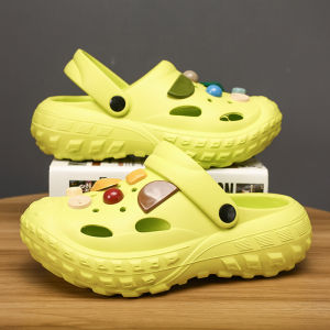 [Free Shipping] New Soft-Soled Clog-Style Slippers Featuring A Heart-Shaped DIY Design Suitable For Both Indoor And Outdoor Wear With A Non-Slip Thick Sole And A Closed-Toe Design