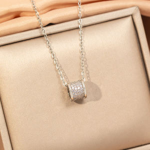 Fashion necklace pendant - Luxury and exclusive small-scale collar chain accessory  【钛钢】 爆款百搭小蛮腰项链女轻奢时尚高级感气质毛衣链饰品