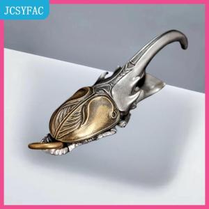 JCSYFAC Móc khóa con bọ cổ điển dụng cụ mở nắp chai bằng kim loại với họa tiết đôi cánh tinh xảo vòng chìa khóa bền bỉ dành cho nam bề mặt hoàn thiện ánh kim món quà độc đáo