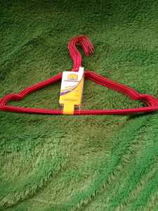 hanger warna warni dhn kawat per pack isi 10pcs