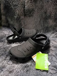 รองเท้าแบบสวม Crocs รองเท้าหัวโต สีดำ ครีม น้ำตาล งานสวยมาก ใส่ดี ใส่ทน สำหรับผู้ชาย ไซศ์ 40---45 พร้อมส่งทุกเบอร์