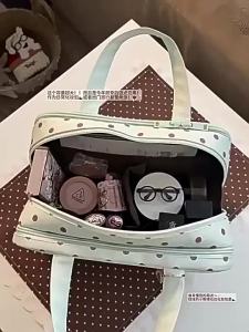 Polka Dot Túi trang điểm 3 lớp dung tích lớn Túi đựng đồ vệ sinh cá nhân du lịch không thấm nước xách tay mỹ phẩm lưu trữ Pouch với dây kéo