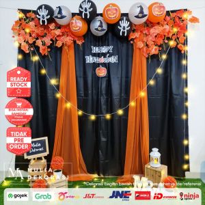 Dekorasi Backdrop Photobooth Tema Halloween Pesta Background Trick or Treat