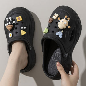 LHSunshine พร้อมส่ง รองเท้าแตะแฟชั่นแบบสวม เป็นงานหัวโต พื้นหนา 1 นิ้ว นิ่ม ใส่สบาย มี3สีให้เลือก  ดำ ขาว เขียว ได้พร้อมตัวติดการ์ตูนสุดคิ้วท์   ราคาสุดคุ้มมากกดสั่งเลย