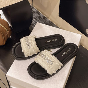 [Free Shipping] Flat Beach Sandals New Style WomenS Summer Outdoor Wear Rhinestone Fashion