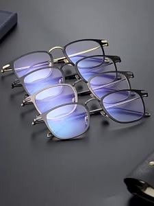 Pure Titanium Glasses Frame CT30018 Retro Light Luxury High Quality Can Be Matched With Degrees Mens Business Style Daily Office
