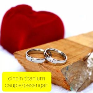 Cincin Kawin Udah Dapat 2 Pcs Cincin Berlapis Emas 24K Polos Mata silver Bisa COD