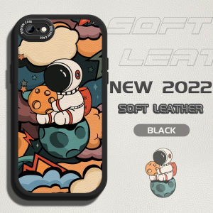 สำหรับ iPhone 6S Plus 6S 6 + 6S + 6S + Slim 7 8 SE 2020 SE 2022 7 Plus 8 Plus 11 12 Pro 12 Mini 12 Pro Max 11 Pro 11 Pro Max 13 Mini 13 Pro ปกหนัง PU 13 Pro Max 14 14 Pro 14 Plusเคสหลังหนังนักบินอวกาศนาซ่าการ์ตูนเคสโทรศัพท์