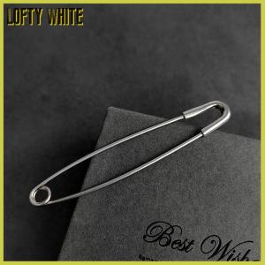 Lofty White เข็มกลัดขนาดใหญ่ทันสมัยสำหรับเสื้อผ้าเข็มกลัดโลหะปลอดภัยชุดกางเกงยีนส์ผ้าพันคอปรับได้