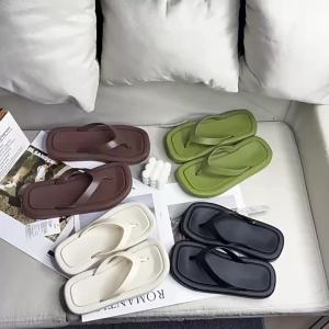 [Free Shipping] WomenS Summer Flat Flip-Flops Ins Trend EVA Outdoor Beach Sandals