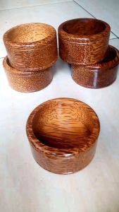 gerabah mangkuk merpati kayu kelapa tempat makan burung merpati