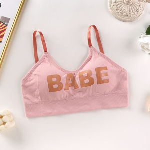 เสื้อสายเดี่ยวเสริมฟองน้ำ B-085 เสื้อสายเดี่ยวครึ่งตัว สายเล็กสามารถปรับสายได้ มีช่องถอดฟองน้ำ ดีไซน์น่ารัก สีเสื้อและสายตัดกันอย่างโดดเด่น พร้อมส่ง