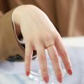 Nhẫn titan nữ 1 mm không gỉ mạ vàng đính đá sang trọng. 