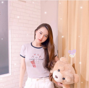 Promo Kaos Wanita Fierce Femme/LENGAN PENDEK/TEE/T-SHIRT/(Fit to L (All Size))/Bahan Katun/Adem Keren Dipakai dan Nyaman/Cocok untuk Dipakai Harian maupun Casual/Trendy/Cantik/Modis