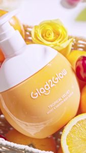 Glad2Glow Brightening Moisturizer Glowing Cream Berry Overnight Whitening Brighten Body Skin Hydrates Cream Skincare