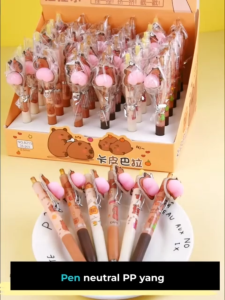 Pen Gel Capybara Comel Penekan Punggung Anti Stres Penulis Pelajar Hadiah Cute Kartun Stationery Viral TikTok Capybara Cute Stress Relief Gel Pen Squishy Butt Press Pen Kawaii Student Writing Stationery 卡皮巴拉中性笔可爱萌学生st笔头网红捏捏乐按动式水豚屁屁解压笔 E121