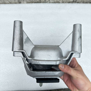 CHÂN MÁY DẦU( CHÂN BÊN PHỤ/LƠ) NISSAN TEANA 2008-2013