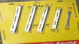 Bass Pas Pát giữ má đùm bas chữ "i" INOX 304 form Zin lắp WaveDreamSirusExciter... (lắp đặt như Zin) (MS04)