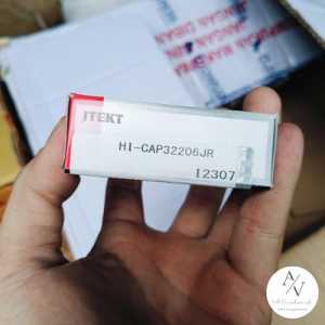 Laker Bearing 32206 Koyo Jepang Bearing Roda depan luar Elf NHR55 ENGKEL Hi-cap 32206JR Elf NHR Laher Roda depan luar isuzu ENGKEL