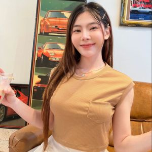 🌷Goodlucky🌷 (Tuilip) เสื้อแขนปีน มีดีเทลกระเป๋าหน้า ทรงมินิมอล