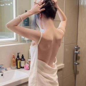 กระโปรงอาบน้ำทรงหลวมสําหรับผู้หญิง ชุดนอนผ้าฝ้ายระบายอากาศและแห้งเร็วสี่ชั้น