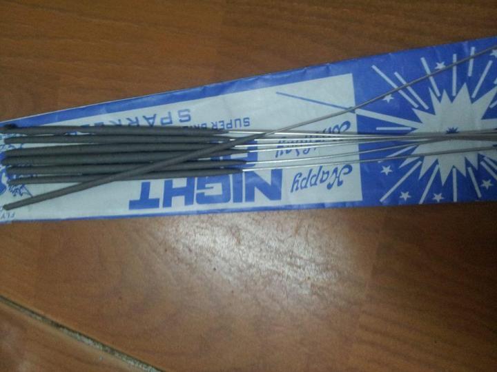 TÚI 8 cây pháo que vui nhộn dùng cho các bữa tiệc sinh nhật- thôi nôi - cưới hỏi