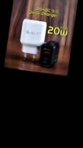 Adaptor Charger Usb Type C + USB QC 3.0 Mel-V Fast Charging 20W GaN 2