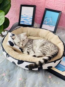 Nệm chó mèo nằm cực êm cho thú cưng đường kính 45cm  họa tiết bò sữa  vải thảm lông cừu gòn 3D chống thấm