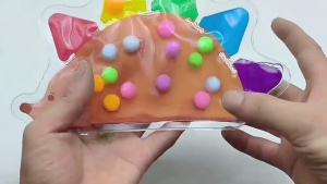 Anxiety Reducing Hedgehog Sensory Squeeze Toy With Color Sorting Design PVC Early Education Learning Stress Reliver