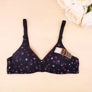 เสื้อใน#braแฟชั่นไม่มีโครงมี2ตะขอ  ผ้านิ่ม ใส่สบาย ของส่งจากไทย