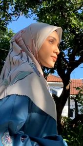 Scarf - segiempat Dannis Flowers