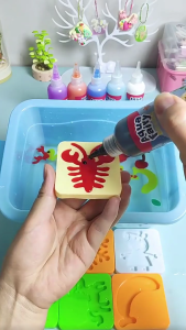 Water Jelly Water Figure Maker Kits with 6/8 Molds Art Supply Creative Activity For Kids STEM Learning Birthday Gift