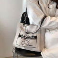 ARCTIC HUNTER Bag ผู้หญิงใหม่ กระเป๋าอเนกประสงค์กระเป๋าถือวิทยาลัยนักศึกษากระเป๋าสะพายกระเป๋ากระเป๋าขนาดใหญ่ความจุผ้าใบกระเป๋าผู้โดยสาร. 