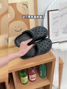 [Free Shipping] WomenS Summer Thick-Soled Clogs For Home And Outdoor Use Breathable Beach Closed-Toe Slippers For Women And Men