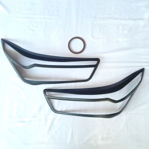 Garnish Cover Lampu Depan Mobil Rocky 2022 Hitam