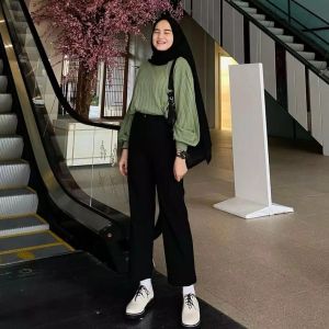 Atasan Wanita Jovanka Turtleneck Rajut Buble Oversize
